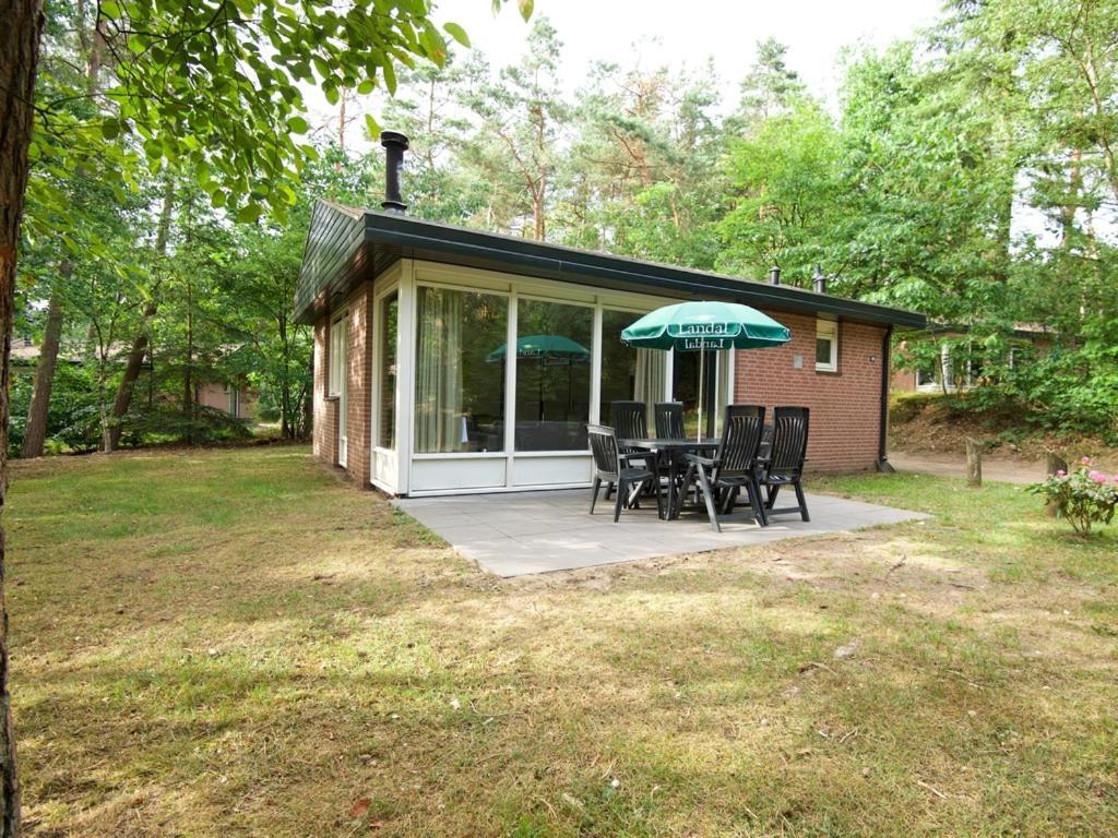 Landal Miggelenberg Hotel Hoenderloo Exterior photo